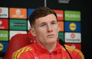 Elliot Anderson já passou pelo momento mais difícil de sua carreira, escolher o Man Utd seria a parte fácil O Man Utd evitará repetir a falha de Antoine Semenyo, já que as principais demandas dos alvos são explicadas por Ben Jacobs