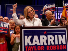 O Partido Republicano luta muito para encontrar candidatos elegíveis ARQUIVO - O deputado Andy Biggs, republicano do Arizona, fala enquanto membros do conservador House Freedom Caucus contam aos repórteres sobre as alegações de que o governo espiona os americanos, durante uma entrevista coletiva no Capitólio em Washington, 13 de fevereiro de 2024. (AP Photo / J. Scott Applewhite, Arquivo)