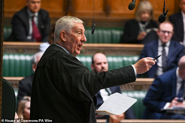 O Príncipe das Trevas está praticando seus velhos truques de A Polícia Metropolitana fez um pedido de desculpas sem precedentes ao Presidente da Câmara dos Comuns, Sir Lindsay Hoyle, depois de ter dito aos advogados de Peter Mandelson que foi ele quem os avisou sobre as alegações de que estava a planear fugir do país.