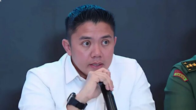 O Secretário de Gabinete Teddy participa actualmente no Ensino Regular da Secretaria Regional
