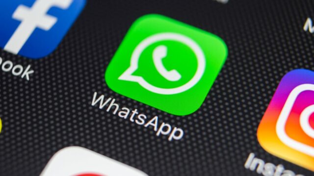 O WhatsApp agora permite que você compartilhe o histórico de Uma mensagem notificando o grupo de que o histórico de bate-papo foi compartilhado com um novo membro do grupo WhatsApp.