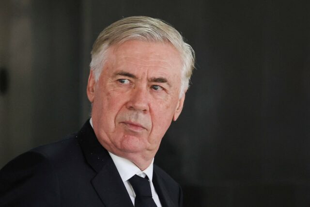 O acordo de Carlo Ancelotti com o Brasil lança dúvidas sobre a escolha de Gary Neville para o cargo no Man Utd
