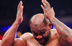 O boxeador Jarrell Miller leva um soco na peruca durante uma luta de pesos pesados Giants QB Jaxson Dart parece iniciar relacionamento com Anthony Joshua Jake Paul Ring Girl