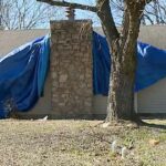 Casal do Mississippi é preso após restos humanos encontrados no túmulo do quintal Departamento de Polícia de Jackson