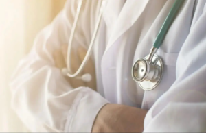 O crescimento do setor de saúde da Índia se fortalecerá ao longo de 3 anos com o lançamento de novos medicamentos O crescimento do setor de saúde da Índia se fortalecerá ao longo de 3 anos com o lançamento de novos medicamentos