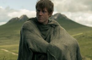 O criador de ‘Cavaleiro dos Sete Reinos’ explica a mudança final do título, indo para Dorne na 2ª temporada e quais Targaryens ‘provavelmente’ retornarão O criador de 'Cavaleiro dos Sete Reinos' explica a mudança final do título, indo para Dorne na 2ª temporada e quais Targaryens 'provavelmente' retornarão