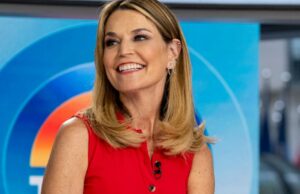 Savannah Guthrie planeja entrevista ‘hoje’ em duas partes com Hoda Kotb sobre a provação da família após o desaparecimento da mãe O desaparecimento da mãe de Savannah Guthrie abalou 'hoje' - e a imagem tensa de uma família alegre na TV matinal