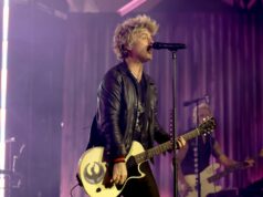 O desempenho do Green Days no Super Bowl fez o inesperado O desempenho do Green Days no Super Bowl fez o inesperado