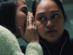 O diretor de ‘Aproveite sua estadia’, Dominik Locher, expõe a verdade por trás da ‘imagem de cartão-postal’ da Suíça – e se prepara para a ‘zona de parceria’ (EXCLUSIVO) O diretor de 'Aproveite sua estadia', Dominik Locher, expõe a verdade por trás da 'imagem de cartão-postal' da Suíça - e se prepara para a 'zona de parceria' (EXCLUSIVO)