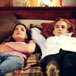 O diretor favorito de Dawson e 44.000 outras pessoas impulsionam a arrecadação de fundos de James Van Der Beek para US$ 2,3 milhões