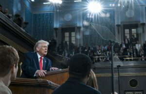 O discurso de Trump sobre o Estado da União atrai 32,6 milhões de telespectadores, marcando a menor audiência até agora O discurso de Trump sobre o Estado da União atrai 32,6 milhões de telespectadores, marcando a menor audiência até agora