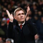 O emocionante talento de 15 anos do Man Utd finalmente foi visto de volta em Carrington após oito meses de lesão