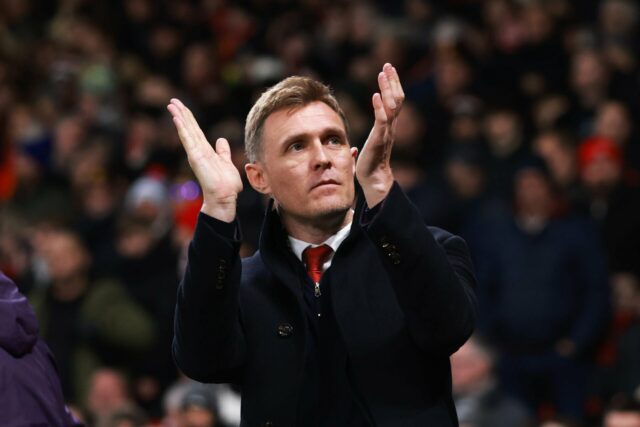 O emocionante talento de 15 anos do Man Utd finalmente O emocionante talento de 15 anos do Man Utd finalmente foi visto de volta em Carrington após oito meses de lesão