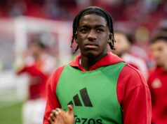 O garoto maravilha de 6 pés e 5 polegadas do Man Utd acaba de ter uma masterclass contra os Sub-18 do Man City, prova por que ele está pronto para Michael Carrick – Opinião O garoto maravilha de 6 pés e 5 polegadas do Man Utd acaba de ter uma masterclass contra os Sub-18 do Man City, prova por que ele está pronto para Michael Carrick - Opinião