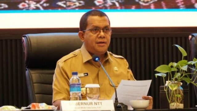 O governador classificou o caso de um menino do ensino fundamental que se enforcou como um tapa forte para o governo provincial da NTT
