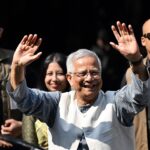 O líder interino de Bangladesh, Yunus, deixa o cargo enquanto o novo governo se prepara para assumir o poder
