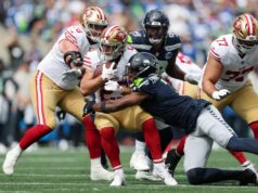 O novato dos Seahawks, Nick Emmanwori, faz tudo sem se espalhar muito SAN JOSE, CALIFÓRNIA - 04 DE FEVEREIRO: Nick Emmanwori nº 3 do Seattle Seahawks fala à mídia antes do Super Bowl LX no San Jose Convention Center em 04 de fevereiro de 2026 em San Jose, Califórnia. (Foto de Eakin Howard/Getty Images)