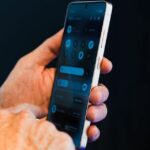 O novo recurso de telefone da Samsung bloqueia olhares indiscretos