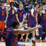 O número 20 Clemson derrota a Califórnia por 77-55, empata com Duke pelo primeiro lugar no ACC