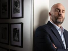 O pioneiro do conteúdo digital Mario Niccolò Messina fala sobre a distribuição de um Spaghetti Western de US$ 10.000 para milhões de espectadores via streaming: ‘Eu gostaria de ser o Roger Corman do Terceiro Milênio’ O pioneiro do conteúdo digital Mario Niccolò Messina fala sobre a distribuição de um Spaghetti Western de US$ 10.000 para milhões de espectadores via streaming: 'Eu gostaria de ser o Roger Corman do Terceiro Milênio'