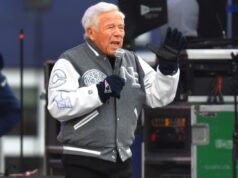 O proprietário do Patriots, Robert Kraft, também negou a votação no Hall da Fama após a rejeição de Bill Belichick O proprietário do Patriots, Robert Kraft, na despedida do Super Bowl.