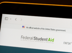 O que aconteceu quando um golpista de ‘estudante fantasma’ fez empréstimos estudantis em meu nome O que aconteceu quando um golpista de ‘estudante fantasma’ fez empréstimos estudantis em meu nome