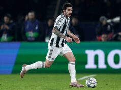 O ritmo de 33,24 km/h de Sandro Tonali lidera as paradas da Liga dos Campeões e lhe dá vantagem sobre Elliot Anderson O ritmo de 33,24 km/h de Sandro Tonali lidera as paradas da Liga dos Campeões e lhe dá vantagem sobre Elliot Anderson