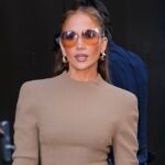 Suéteres brancos luxuosos de inverno