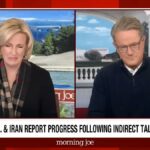 Kaitlan Collins em “The Late Show”