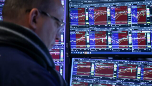 Observação de bolha de IA: mercado assustado gera liquidação de tecnologia de US$ 1 trilhão na sexta-feira
