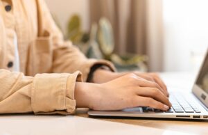 Obtenha ChatGPT, Claude, Gemini e muito mais em um painel por US$ 75 Obtenha ChatGPT, Claude, Gemini e muito mais em um painel por US$ 75