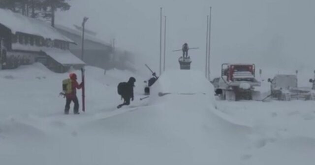 Oito esquiadores encontrados mortos após desastre de avalanche nos EUA
