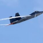 Os EUA posicionam caças furtivos F-22 em Israel, colocando ‘quase qualquer alvo no Irã em risco’