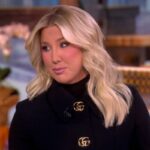 Os apresentadores de 'The View' encerraram Savannah Chrisley por alegar que Alexandria Ocasio-Cortez é a “escolha” dos democratas para as eleições presidenciais de 2028: “É melhor você contar isso para Gavin Newsom”