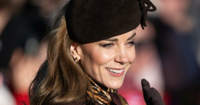 Os aros de ouro de US$ 3.850 de Kate Middleton Hilary Duff
