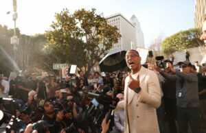 Os ataques de Trump à mídia continuam saindo pela culatra | Análise Stephen Colbert