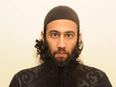 Os conservadores dizem que o terrorista inspirado na Al Qaeda que planejou bombardear uma base militar do Reino Unido DEVE ficar atrás das grades depois que as autoridades penitenciárias disseram que ele é perigoso demais para ser libertado Zahid Iqbal (foto) foi condenado a 16 anos de prisão por sua participação em uma conspiração para bombardear uma base militar do Reino Unido