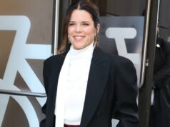 Os sapatos de Neve Campbell parecem caros, mas na verdade custam US $ 119 SAN FRANCISCO, CALIFÓRNIA - 5 DE FEVEREIRO: Martha Stewart visita SiriusXM no Radio Row no Super Bowl LX em 5 de fevereiro de 2026 em San Francisco, Califórnia. (Foto de Cindy Ord/Getty Images para SiriusXM)