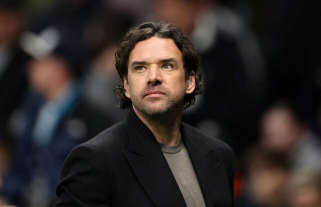 Kobbie Mainoo durante a partida da Premier League entre Manchester United e Tottenham Hotspur em Old Trafford em 2026 em Manchester, Inglaterra.