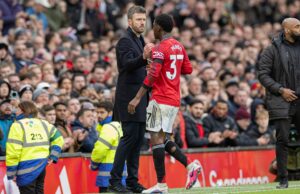 Owen Hargreaves explica a mudança tática por trás da sequência de 5 jogos sem perder de Michael Carrick no Man Utd Owen Hargreaves explica a mudança tática por trás da sequência de 5 jogos sem perder de Michael Carrick no Man Utd