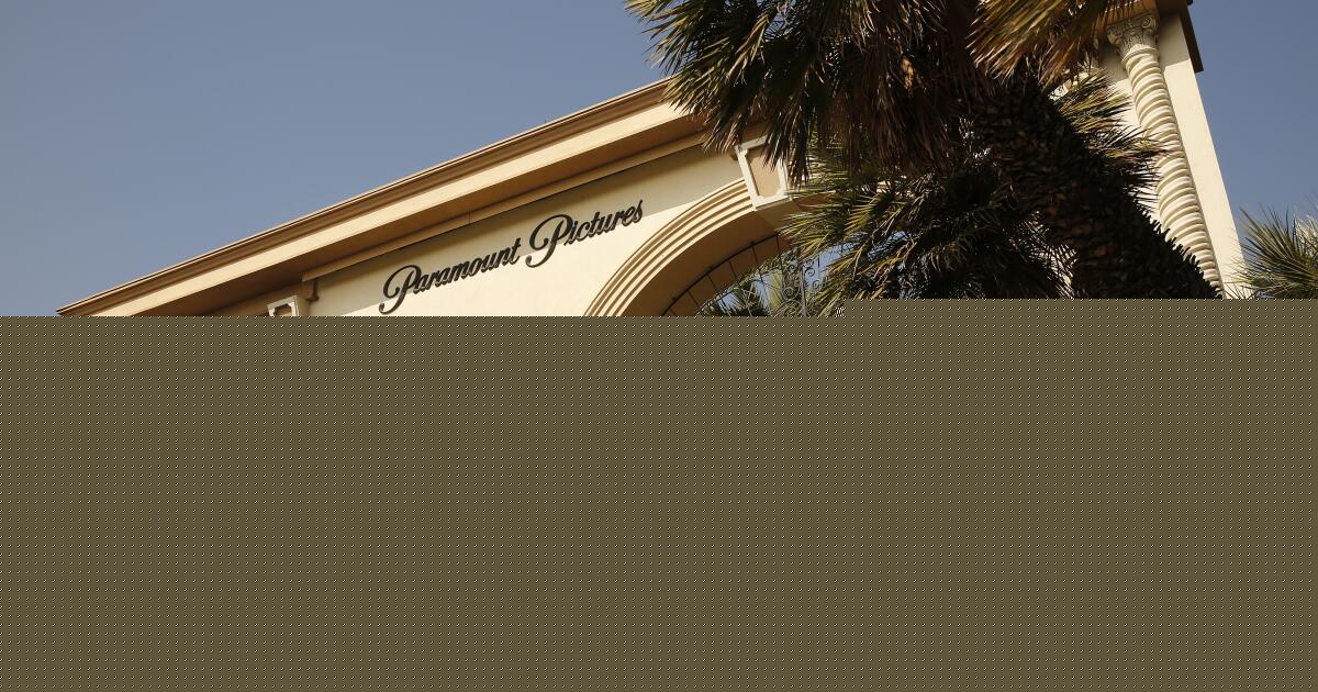 Paramount vê ganhos de streaming à medida que a empresa continua buscando a Warner Bros. Paramount vê ganhos de streaming à medida que a empresa continua buscando a Warner Bros.