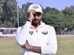 Paras Dogra se torna o segundo batedor a cruzar 10.000 corridas do Troféu Ranji Paras Dogra se torna o segundo batedor a cruzar 10.000 corridas do Troféu Ranji