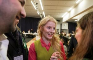 Partido Verde vence eleição suplementar no Reino Unido em golpe para Trabalhista, PM Starmer Partido Verde vence eleição suplementar no Reino Unido em golpe para Trabalhista, PM Starmer