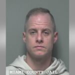 Professor encontrado assassinado em Ohio após aparente invasão de casa Ashley Flynn