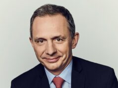 PayPal contrata Enrique Lores da HP como seu novo CEO PayPal contrata Enrique Lores da HP como seu novo CEO