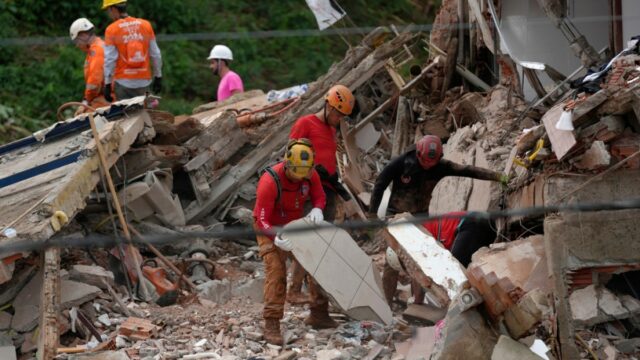 Pelo menos 23 mortos devido às fortes chuvas que provocam Pelo menos 23 mortos devido às fortes chuvas que provocam inundações no sudeste do Brasil