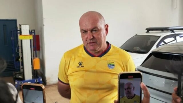 Persib recebeu más notícias antes de enfrentar Ratchaburi, foi o que Bojan Hodak disse
