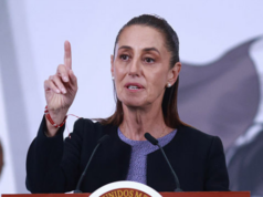 Peter Schweizer responde ao governo mexicano negando intenções de ‘Reconquista’ para a migração dos EUA Peter Schweizer responde ao governo mexicano negando intenções de 'Reconquista' para a migração dos EUA