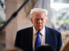 Piada da ilha de Epstein, de Trevor Noah no Grammy, envia Trump para um processo que ameaça Tizzy: “Um perdedor total, é melhor esclarecer os fatos” Yahoo entertainment home