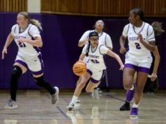 Piedmont derrota o Cardeal Newman com uma corrida de 19-0 no final do jogo, chegando às semifinais do NCS Open Piedmont derrota o Cardeal Newman com uma corrida de 19-0 no final do jogo, chegando às semifinais do NCS Open